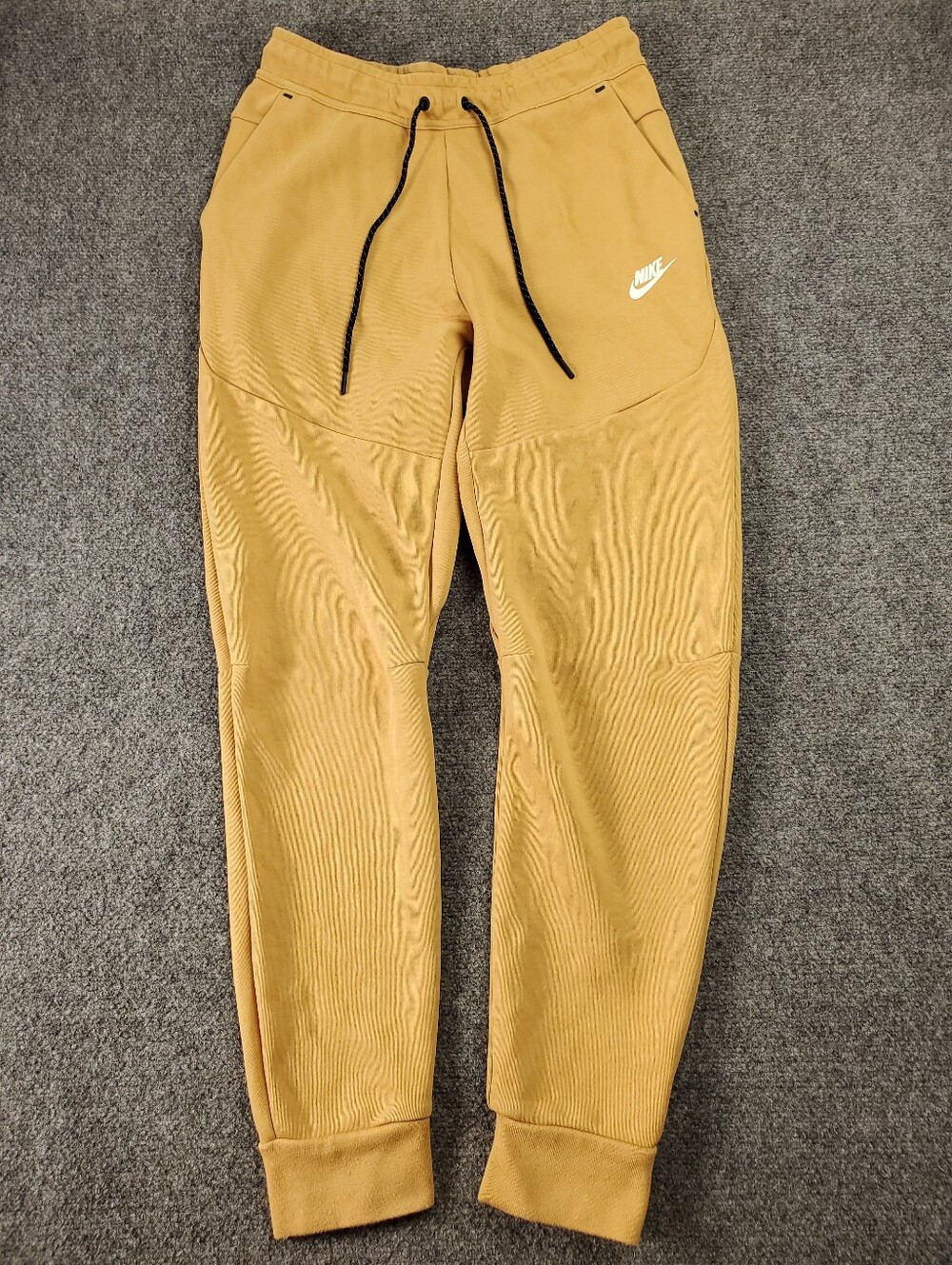 Nike Sportswear Tech Fleece Joggers Medium Slim Elemental Gold Sail Sweatpants